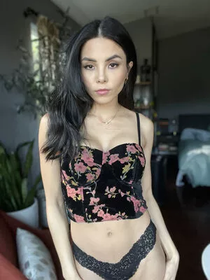 Anna Akana / AnnaAkana / wonderlandstudios nude photo #0759