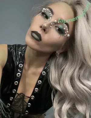 Anna Akana / AnnaAkana / wonderlandstudios nude photo #0909