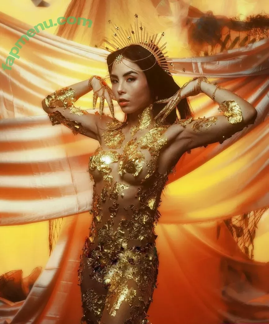 Anna Akana nude photo #0454 (AnnaAkana / wonderlandstudios)