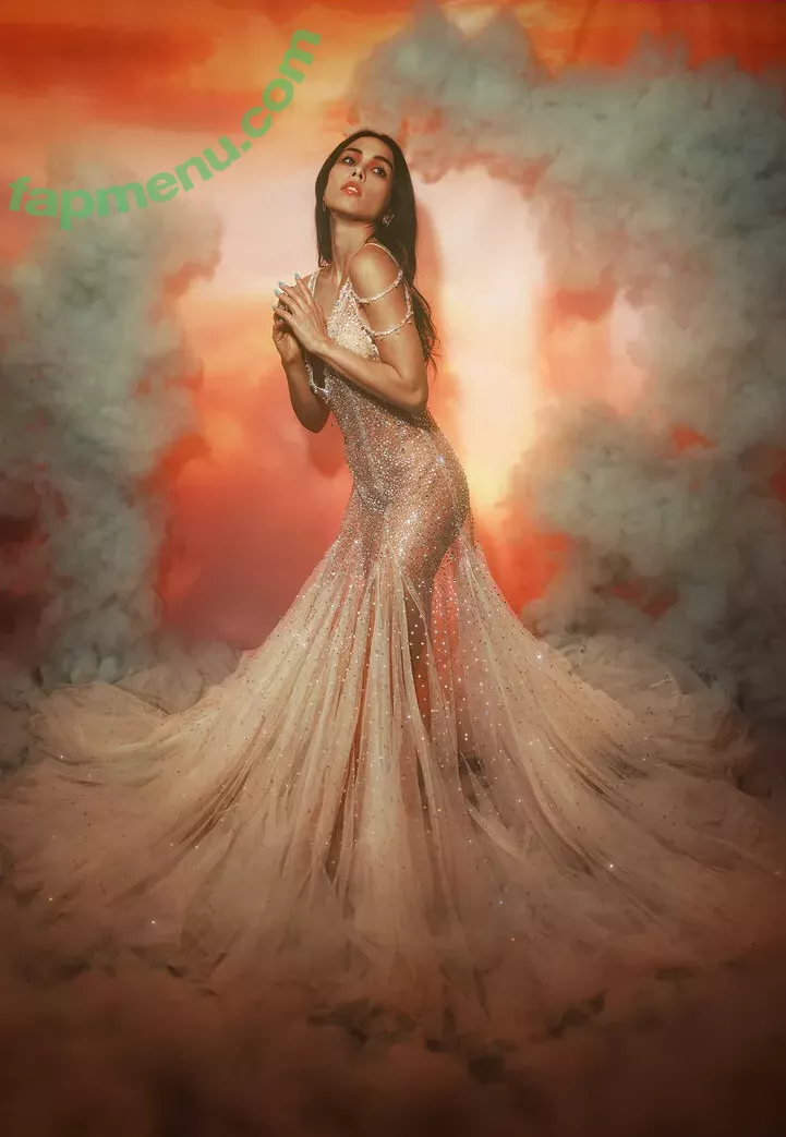 Anna Akana nude photo #0466 (AnnaAkana / wonderlandstudios)