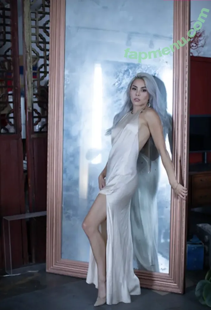 Anna Akana nude photo #0937 (AnnaAkana / wonderlandstudios)