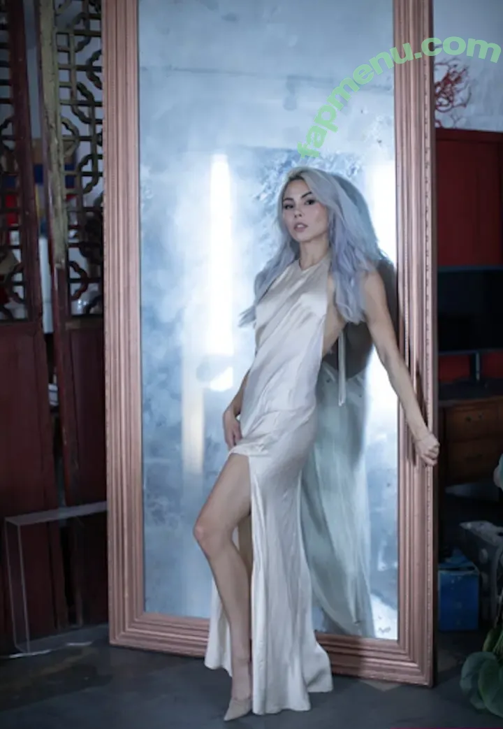 Anna Akana nude photo #0938 (AnnaAkana / wonderlandstudios)