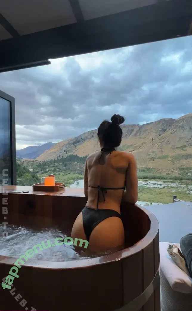 Anna Akana nude photo #0996 (AnnaAkana / wonderlandstudios)