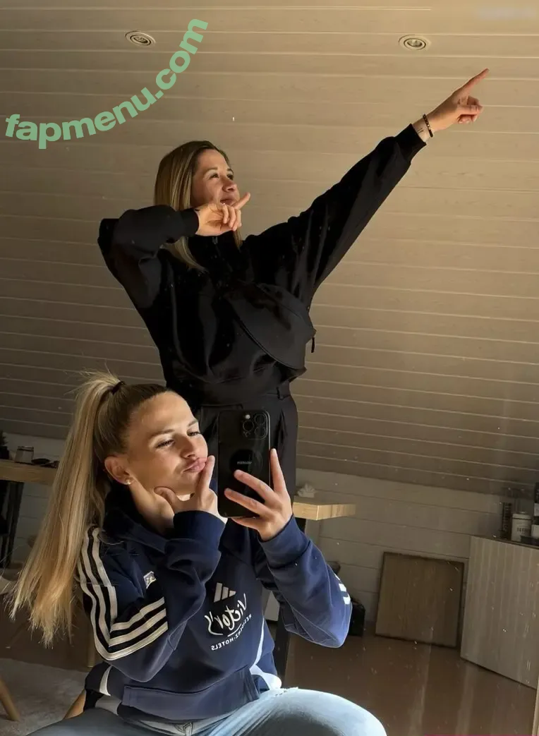 Anna & Celine // _accouple_ nude photo #0001 (Anna & Celine // _accouple_)