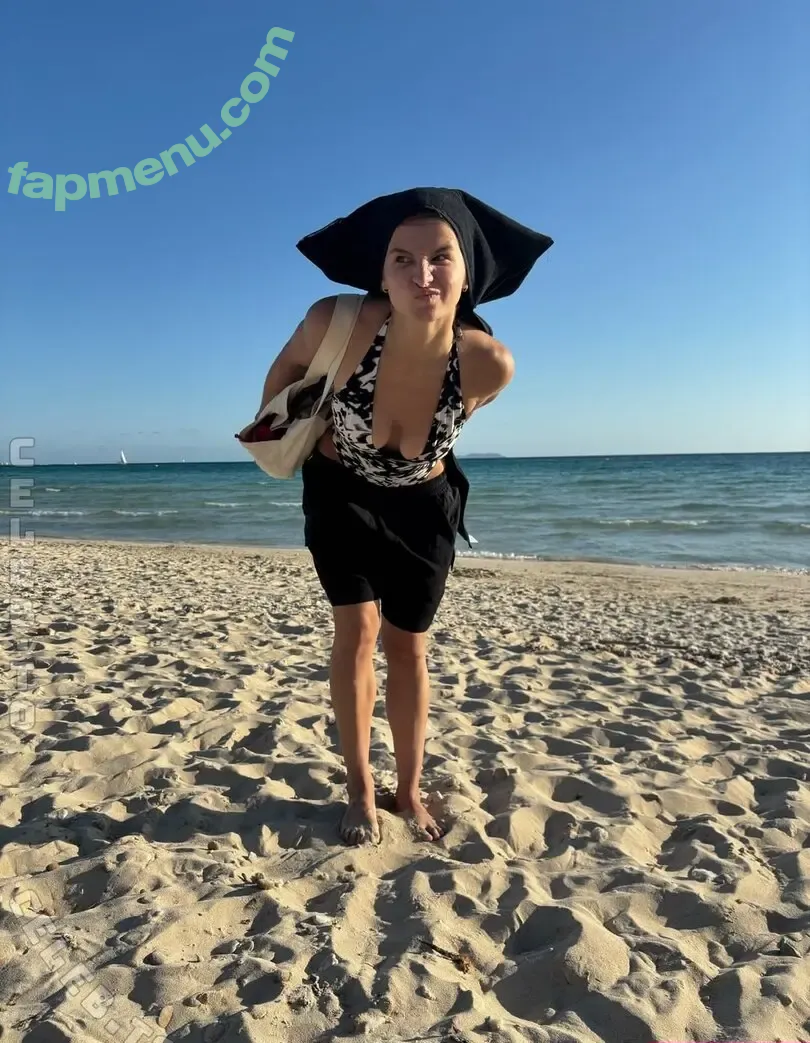 Anna Arevalo nude photo #0401 (anamile / anna.are_)