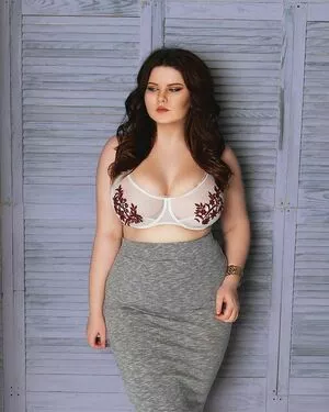 Anna Bernadi / AnnaBernadina / BernadiAnna / anna_bernadi / annabernadi nude photo #0061