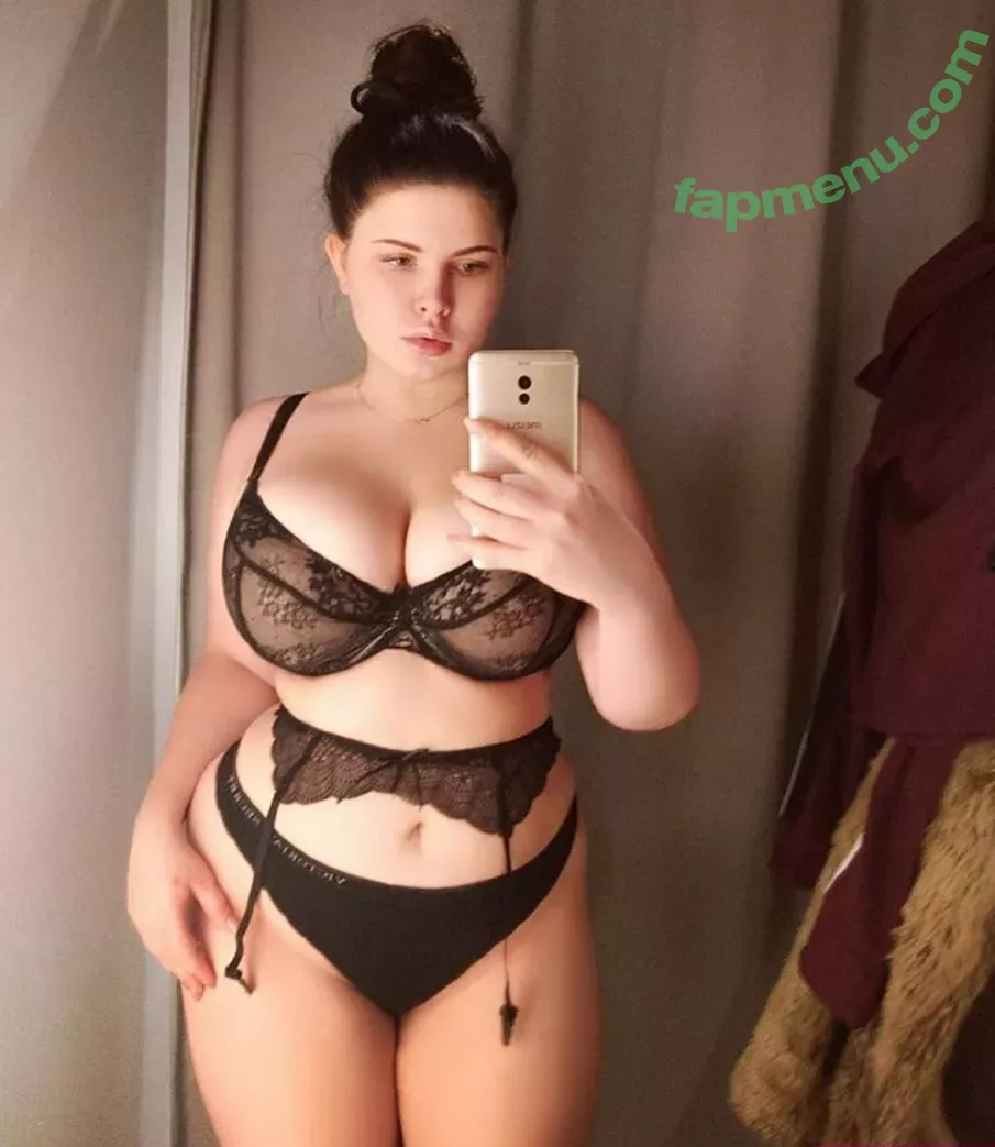 Anna Bernadi nude photo #0009 (AnnaBernadina / BernadiAnna / anna_bernadi / annabernadi)