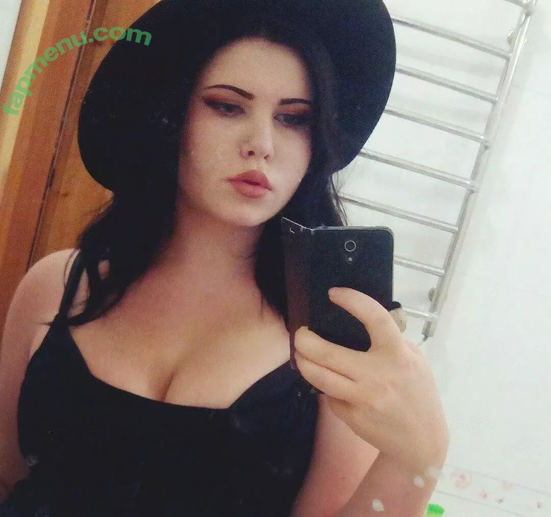 Anna Bernadi nude photo #0221 (AnnaBernadina / BernadiAnna / anna_bernadi / annabernadi)