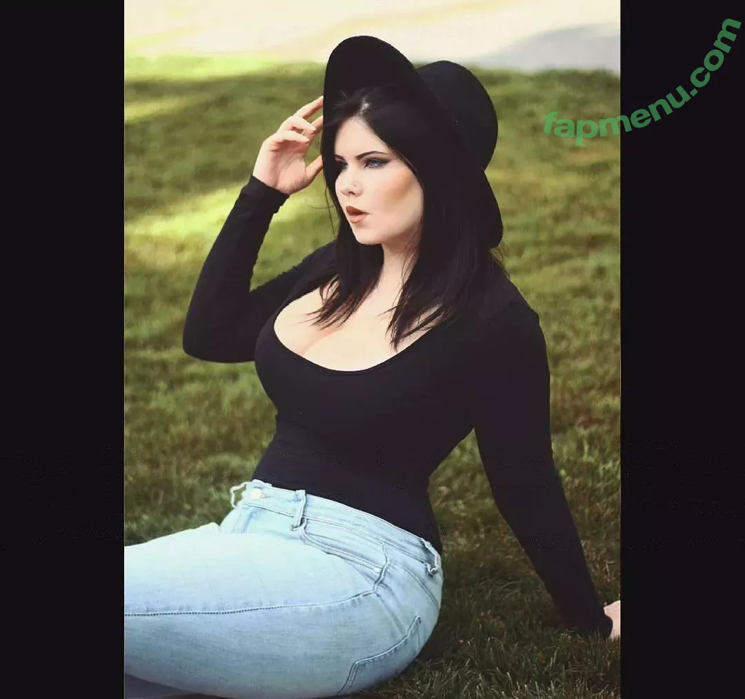 Anna Bernadi nude photo #0223 (AnnaBernadina / BernadiAnna / anna_bernadi / annabernadi)