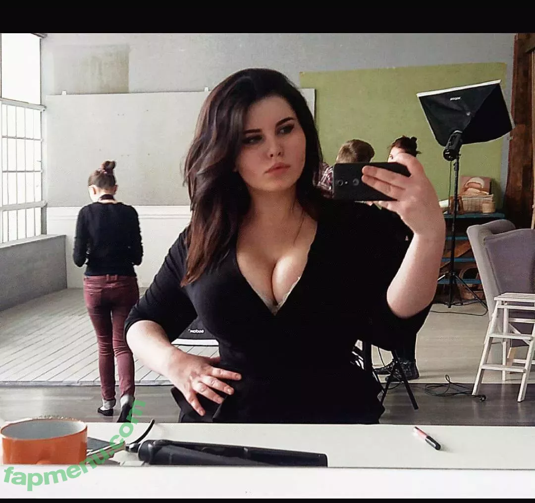 Anna Bernadi nude photo #0255 (AnnaBernadina / BernadiAnna / anna_bernadi / annabernadi)