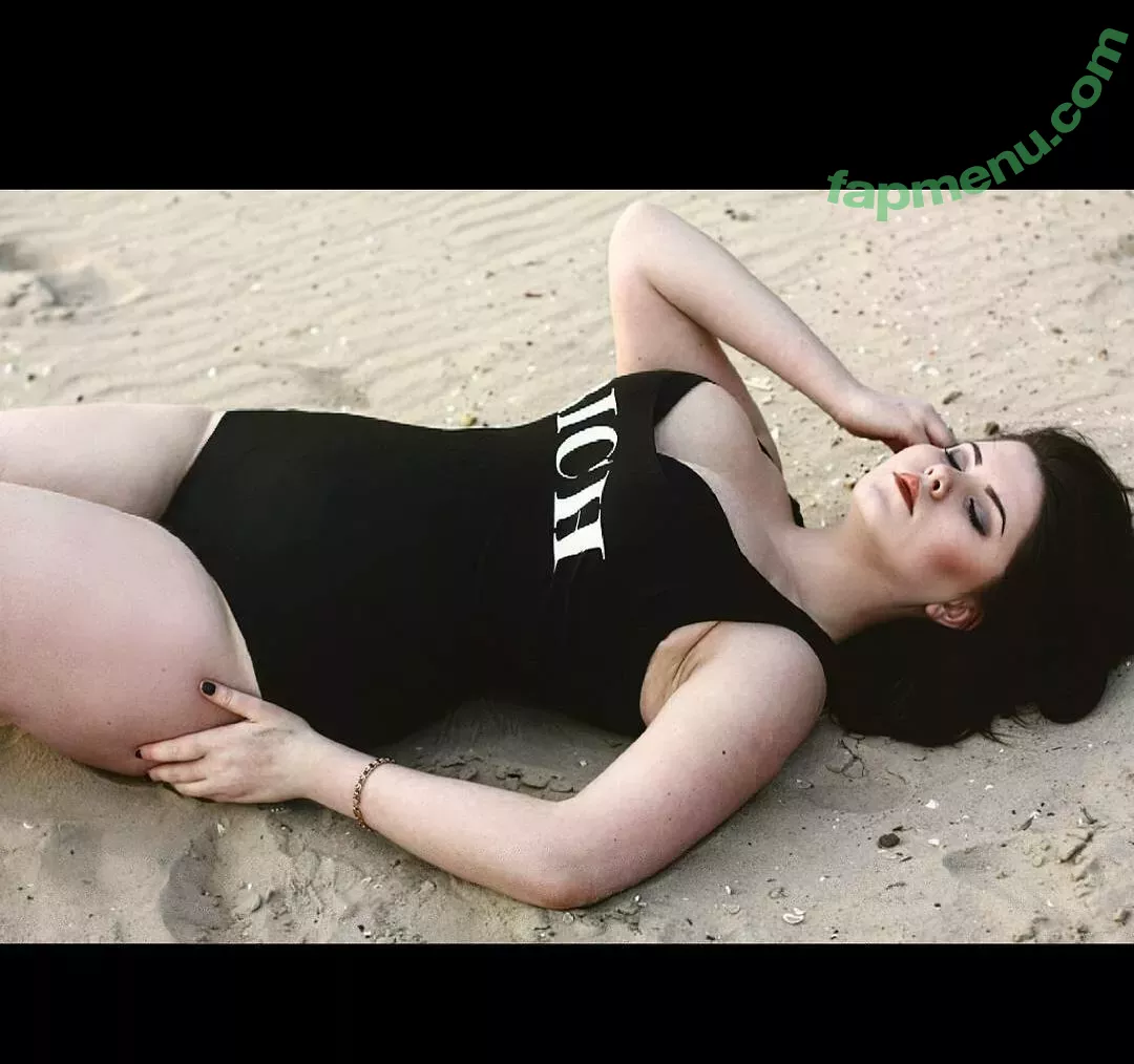 Anna Bernadi nude photo #0261 (AnnaBernadina / BernadiAnna / anna_bernadi / annabernadi)