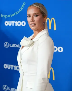 Anna Camp / therealannacamp nude photo #0139