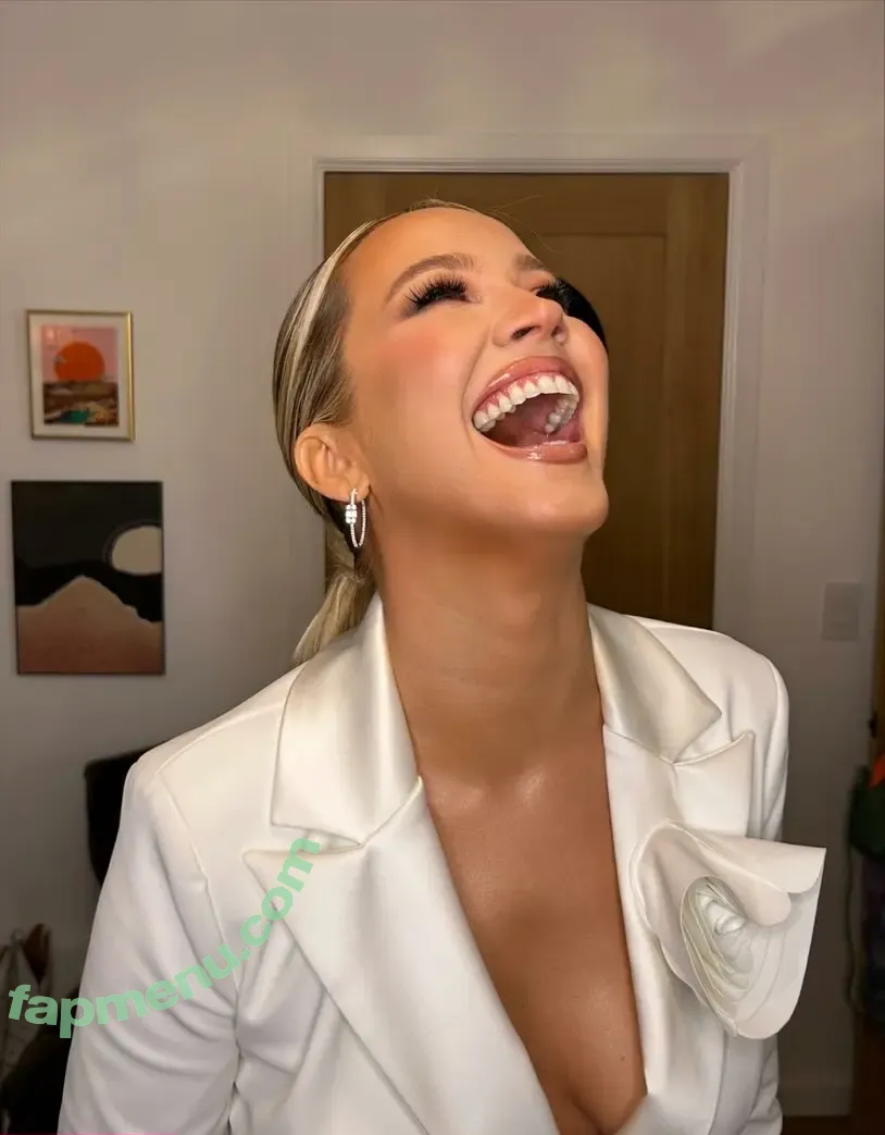 Anna Camp nude photo #0133 (therealannacamp)