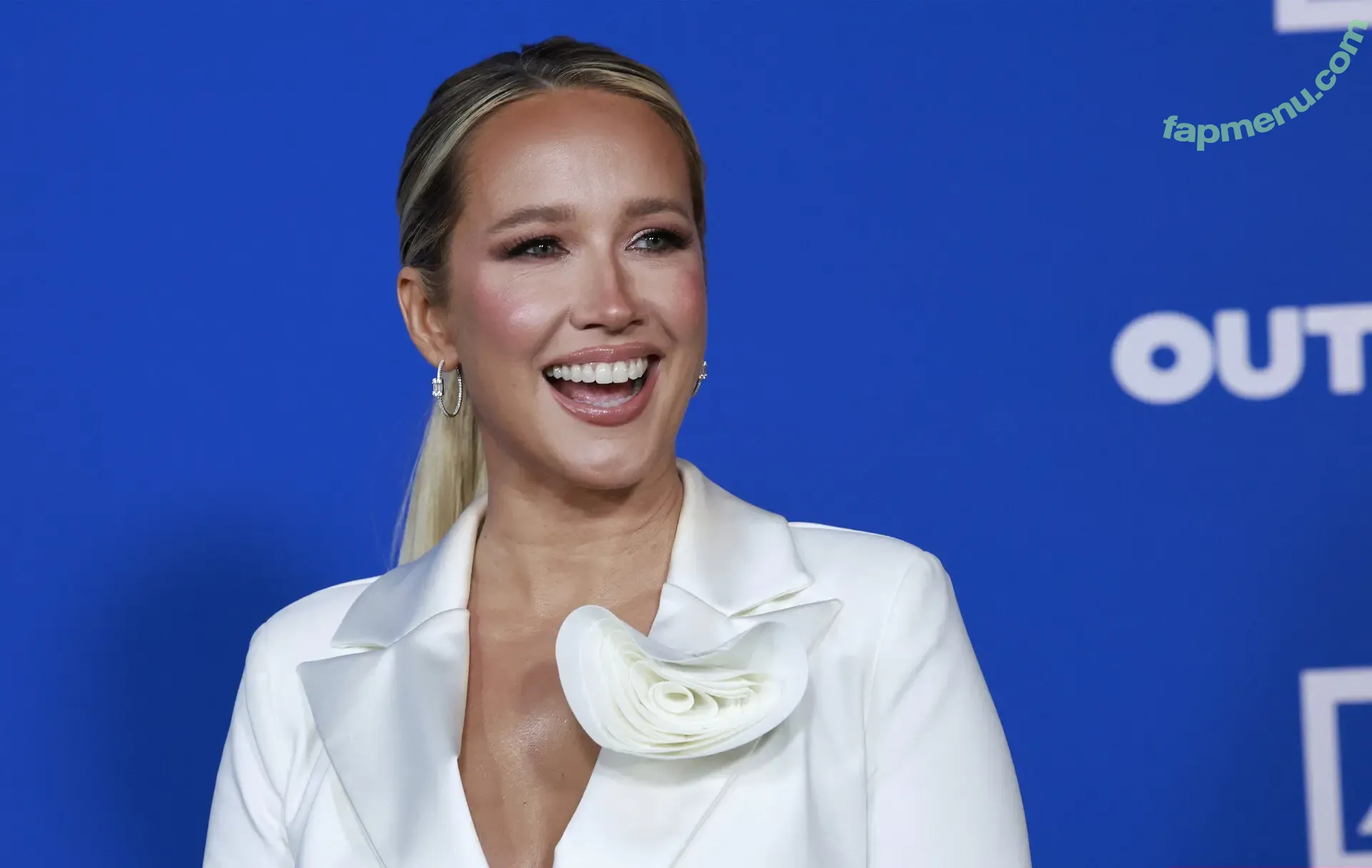 Anna Camp nude photo #0137 (therealannacamp)