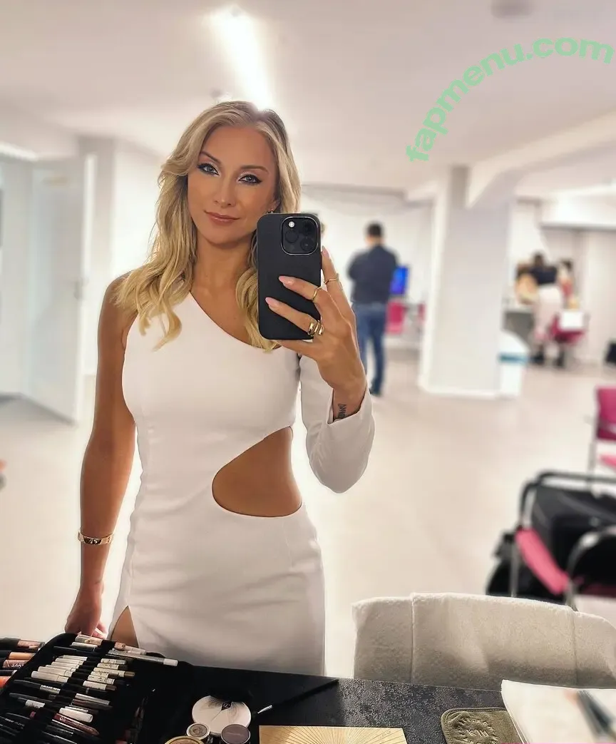 Anna-Carina Woitschack nude photo #0037 (Anna Carina Woitschack / anna.carina.woitschack)