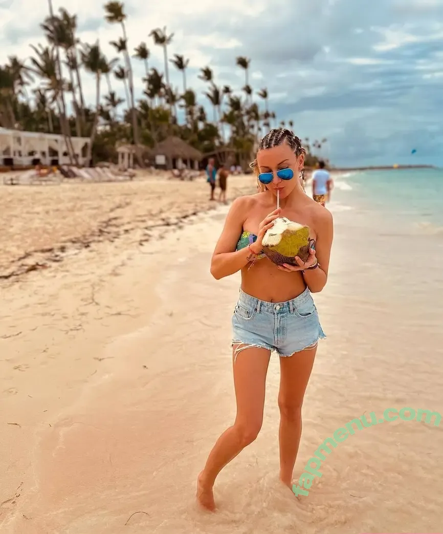 Anna-Carina Woitschack nude photo #0044 (Anna Carina Woitschack / anna.carina.woitschack)