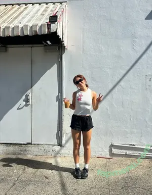 Anna Cathcart / annacathcart nude photo #0053