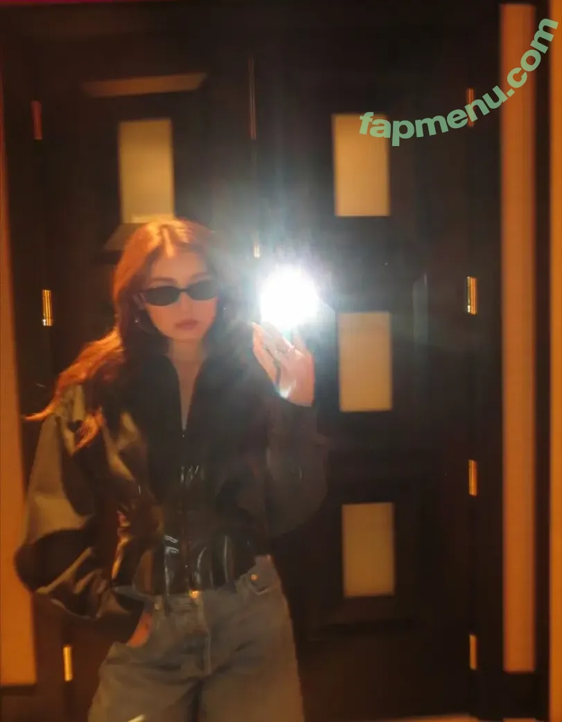 Anna Cathcart nude photo #0063 (annacathcart)