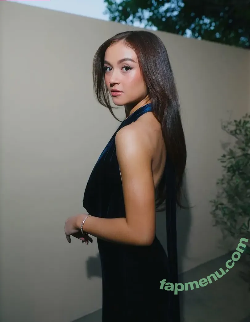 Anna Cathcart nude photo #0095 (annacathcart)