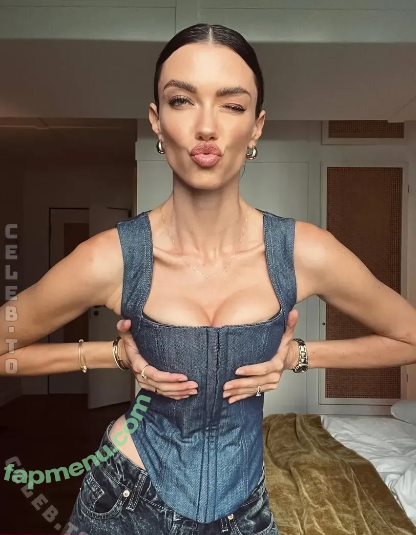 Anna-Christina Schwartz nude photo #0059 (annachristinaschwartz)