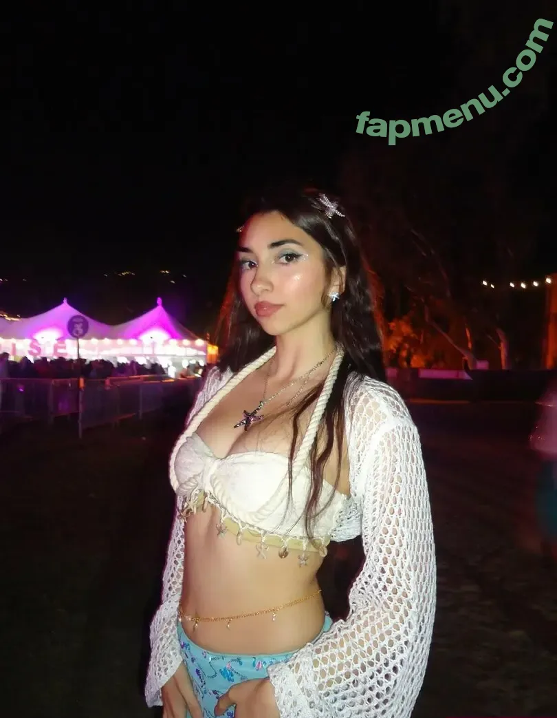 Anna Christy nude photo #0120 (annachristy.xox / anners.camroll)