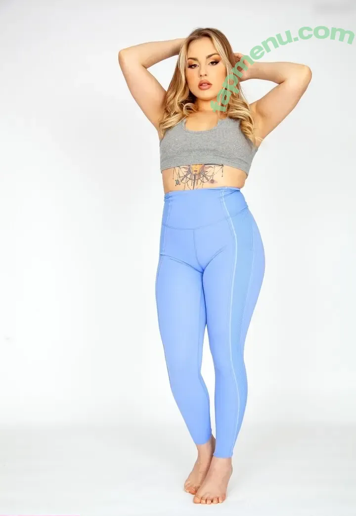Anna Claire Clouds nude photo #1329 (annaclairecloud / annaclaireclouds / annaclairecloudstv)