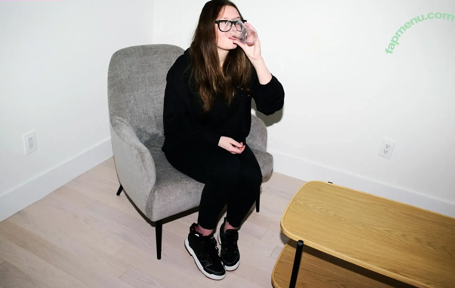 Anna Delvey nude photo #0013 (Anna Delvey)