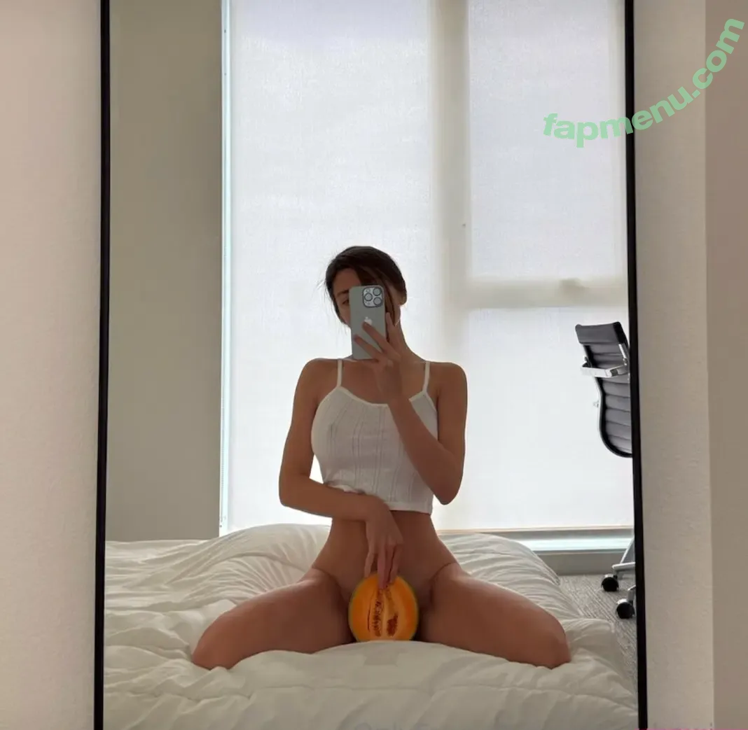 Anna Dubowick nude photo #0014 (annadbwck / annadubowick)