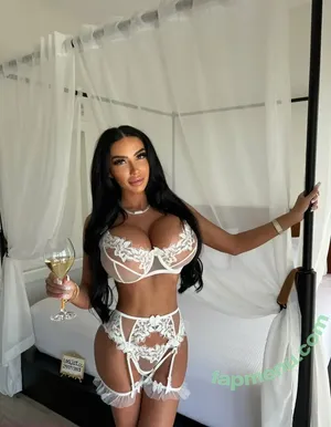 Anna Evans / annaevans1996 / annathekillaa nude photo #0045