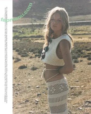 Anna Ewers / annaewers nude photo #0046