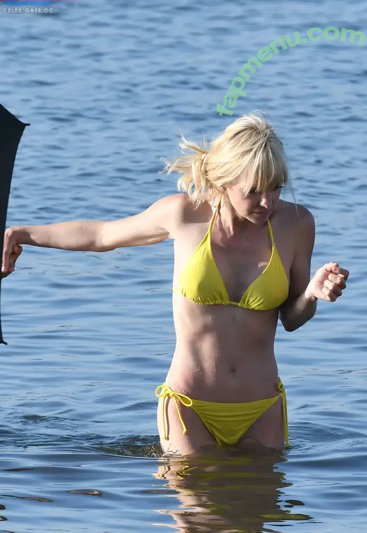 Anna Faris nude photo #0165 (annafaris)