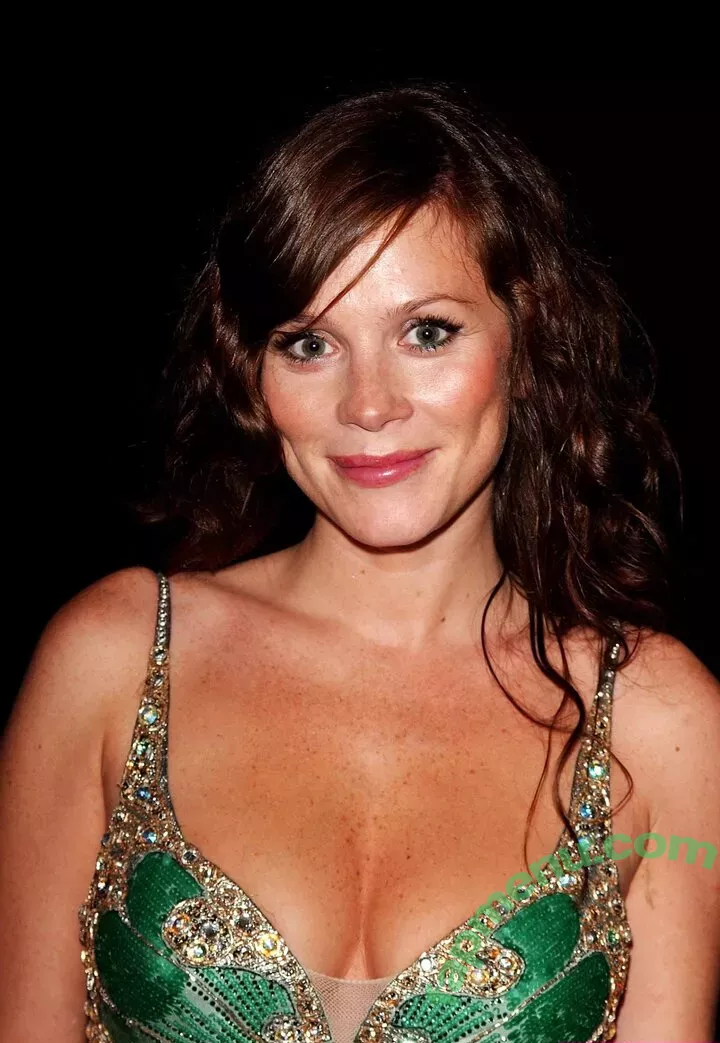 Anna Friel nude photo #0137 (annafriel)