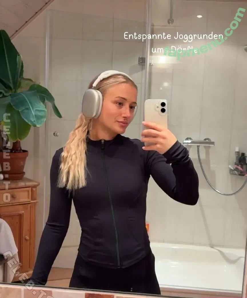 Anna Hafner nude photo #0032 (anna_hafner_ / annahafner / annahafnr)