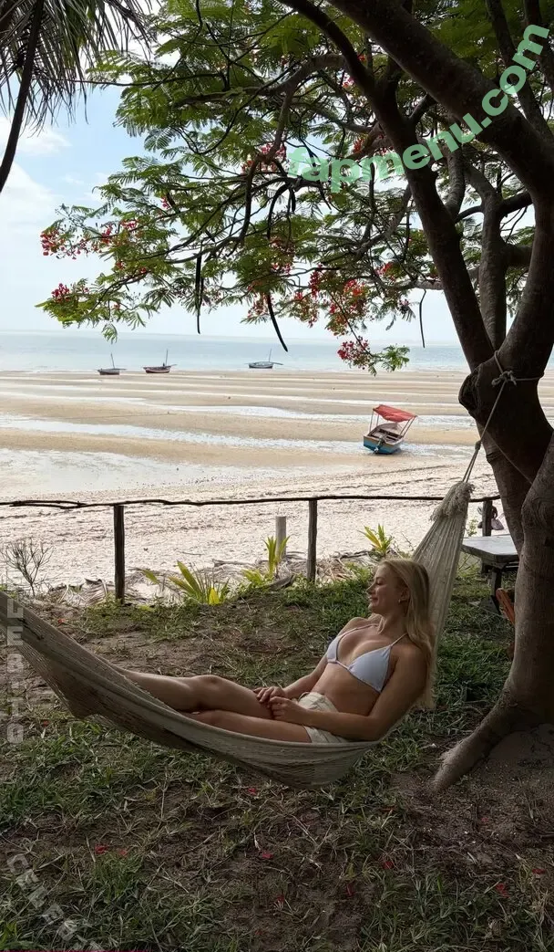 Anna Hafner nude photo #0056 (anna_hafner_)