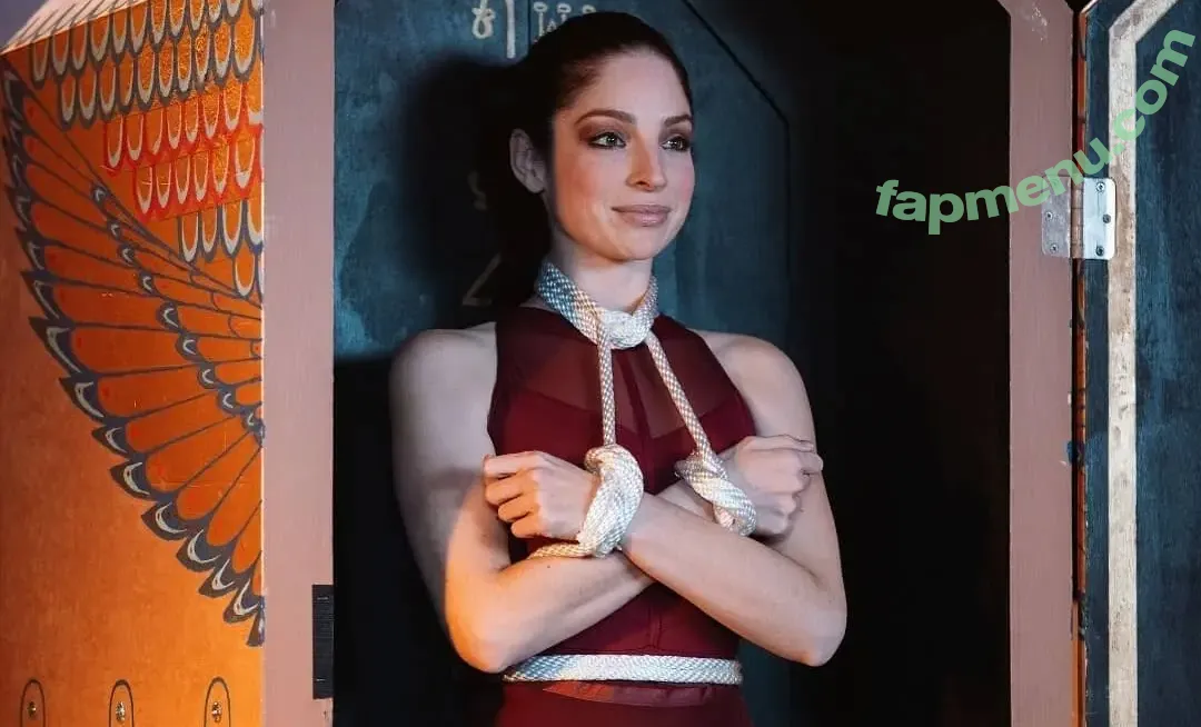 Anna Hopkins nude photo #0049 (annabanana_hops)