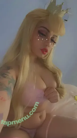 Anna Kamiari / Bxnnybruises / anna_kamarzari / annacalamari / strawbxnny_ / strawbxnny__ nude photo #0014