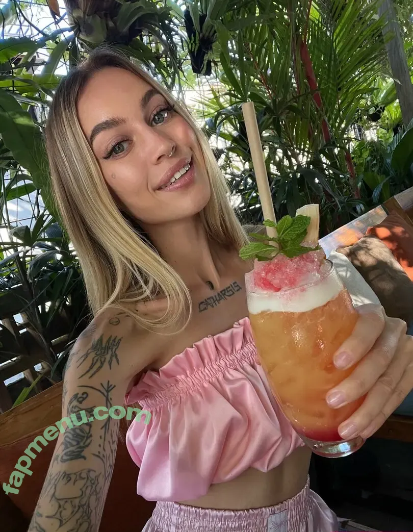 anna_katana nude photo #0122 (anna_katana__)