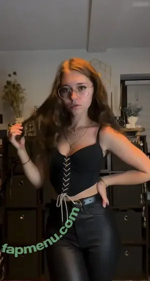 Anna Kauer / anna_kauer / anna_kauer04 nude photo #0423