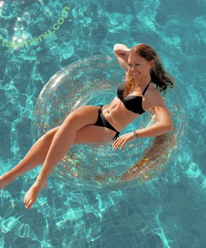 Anna Kauer nude photo #0061 (anna_kauer / anna_kauer04)