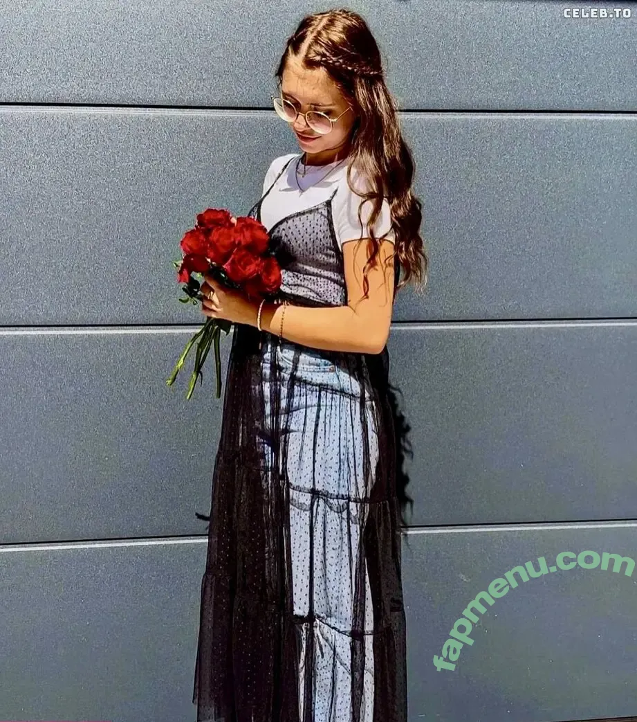 Anna Kauer nude photo #0086 (anna_kauer / anna_kauer04)