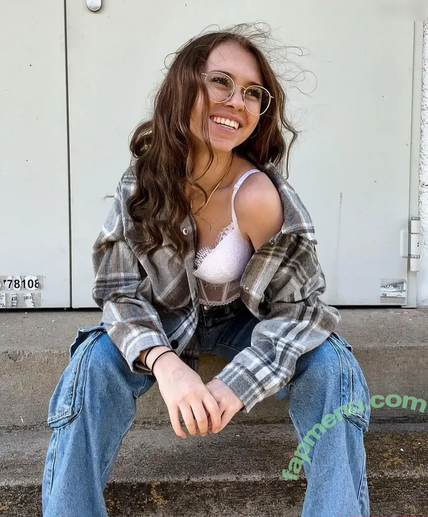 Anna Kauer nude photo #0093 (anna_kauer / anna_kauer04)