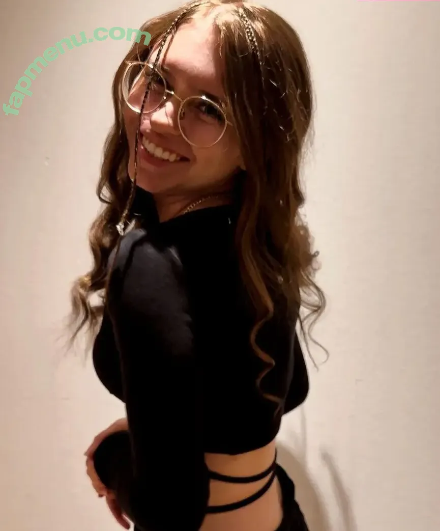 Anna Kauer nude photo #0102 (anna_kauer / anna_kauer04)