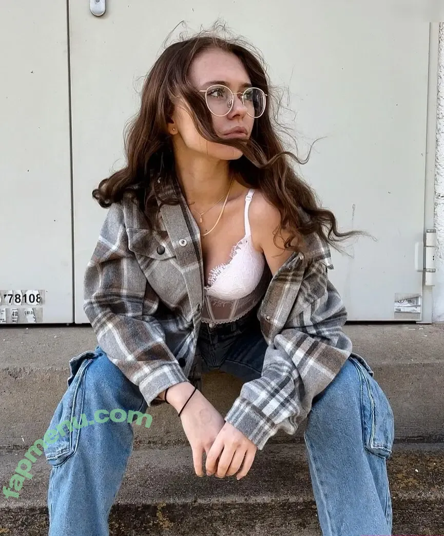 Anna Kauer nude photo #0104 (anna_kauer / anna_kauer04)