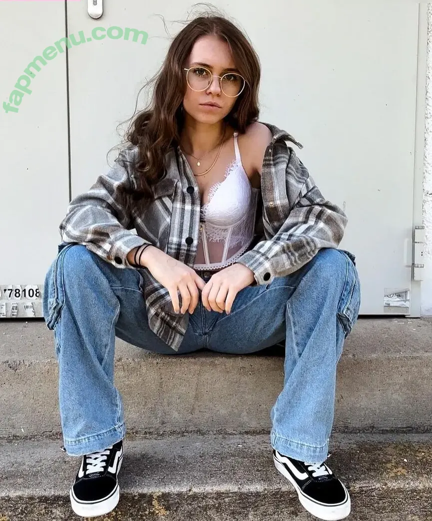 Anna Kauer nude photo #0108 (anna_kauer / anna_kauer04)