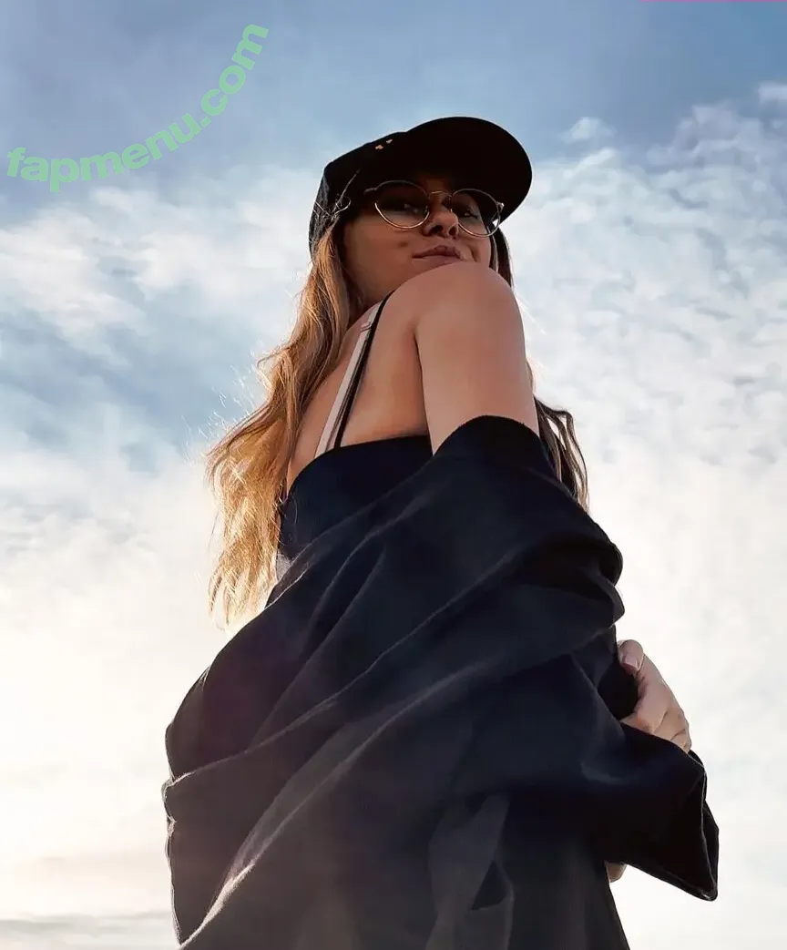 Anna Kauer nude photo #0114 (anna_kauer / anna_kauer04)