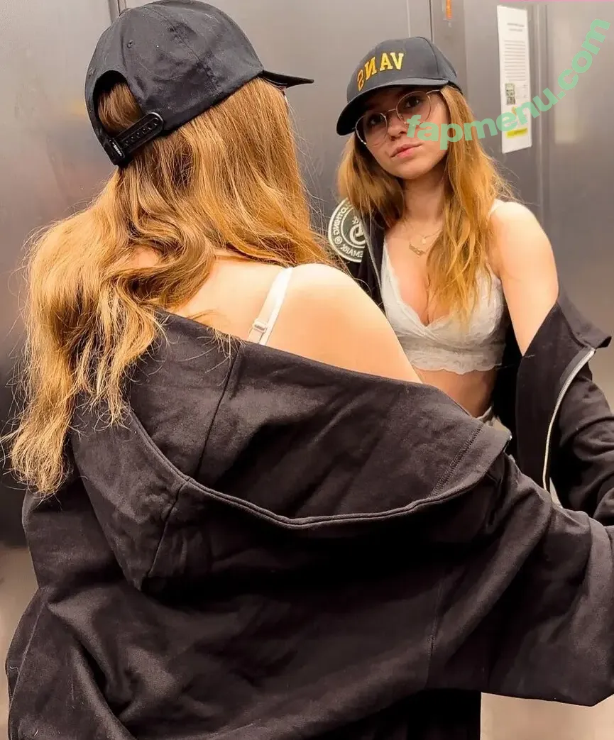 Anna Kauer nude photo #0119 (anna_kauer / anna_kauer04)