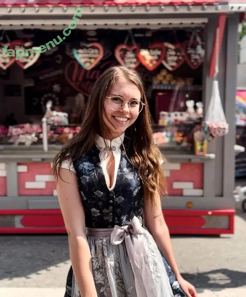 Anna Kauer nude photo #0154 (anna_kauer / anna_kauer04)