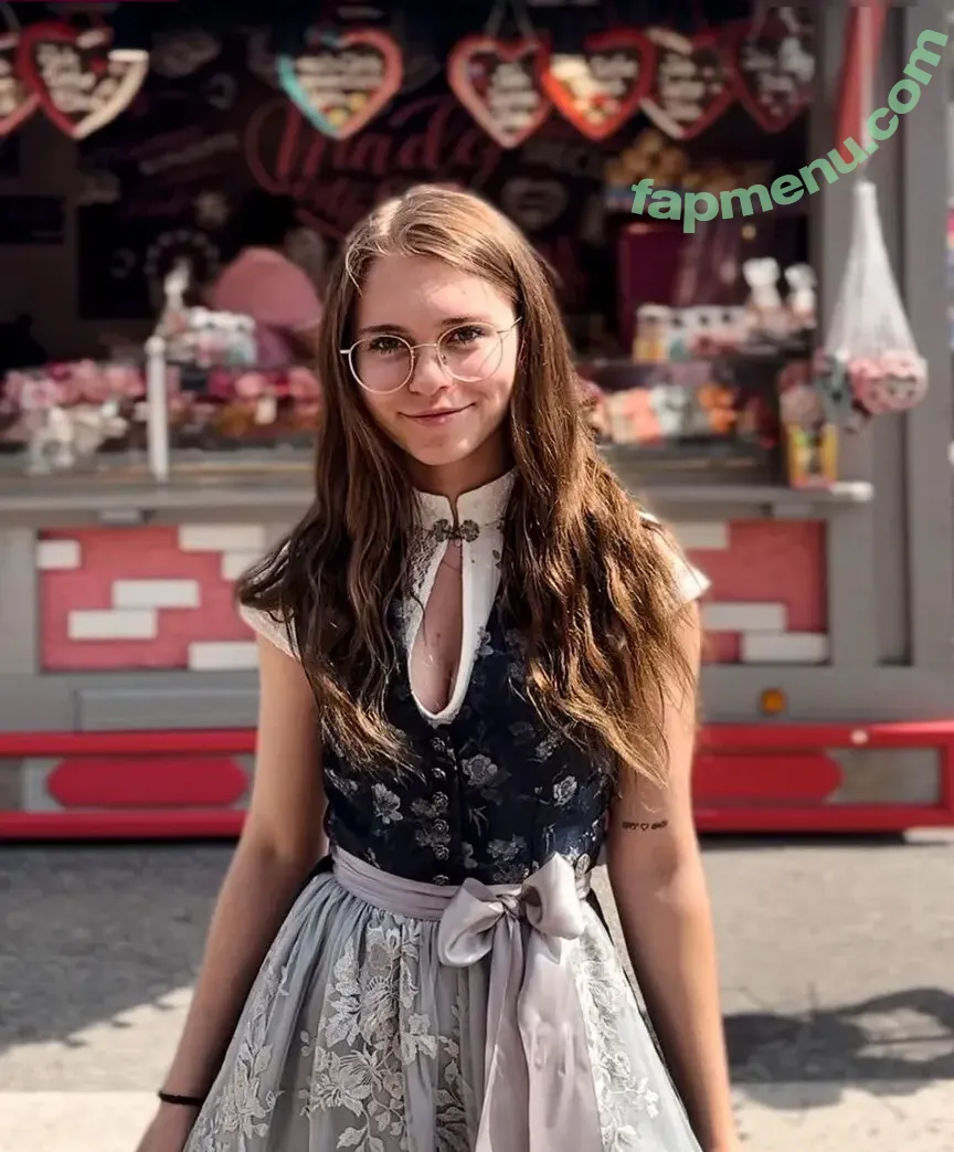 Anna Kauer nude photo #0157 (anna_kauer / anna_kauer04)