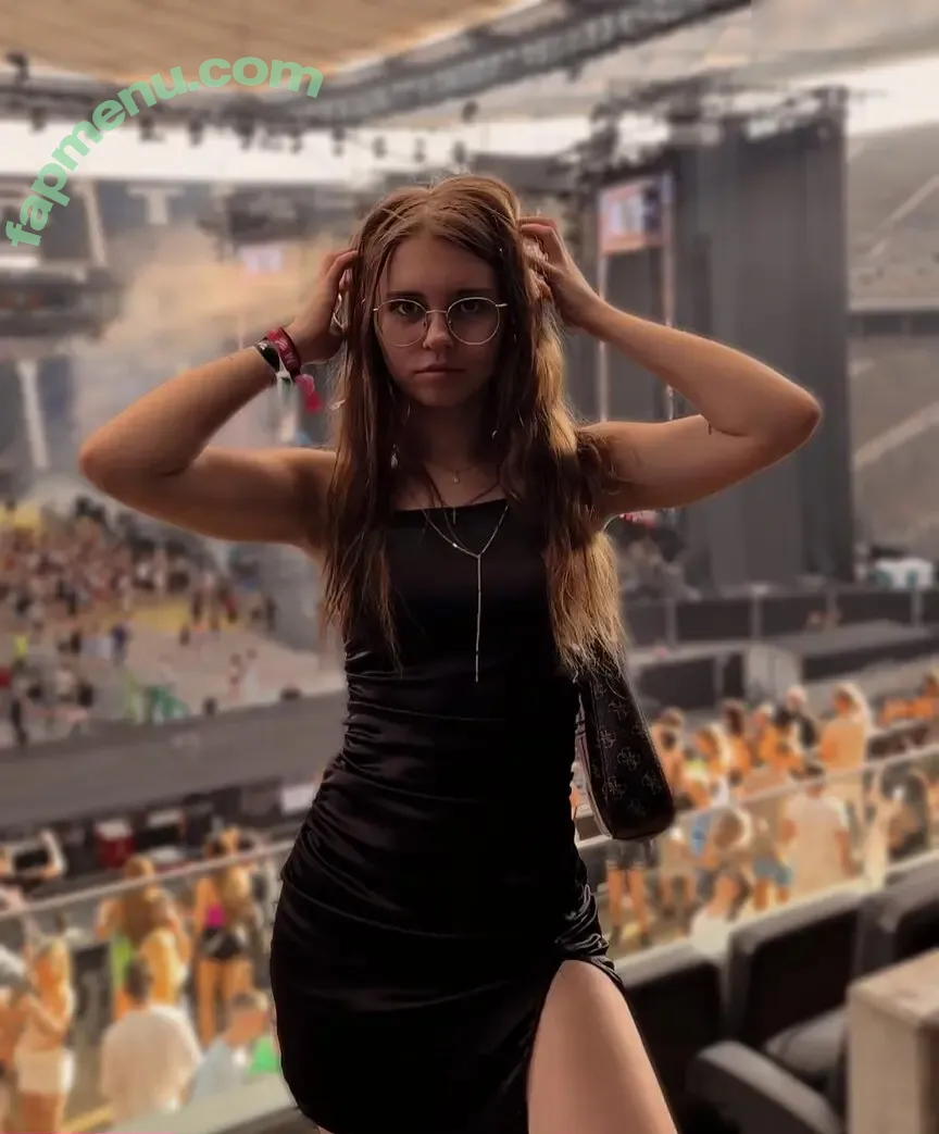 Anna Kauer nude photo #0188 (anna_kauer / anna_kauer04)