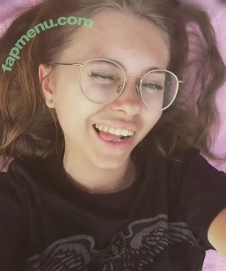 Anna Kauer nude photo #0216 (anna_kauer / anna_kauer04)